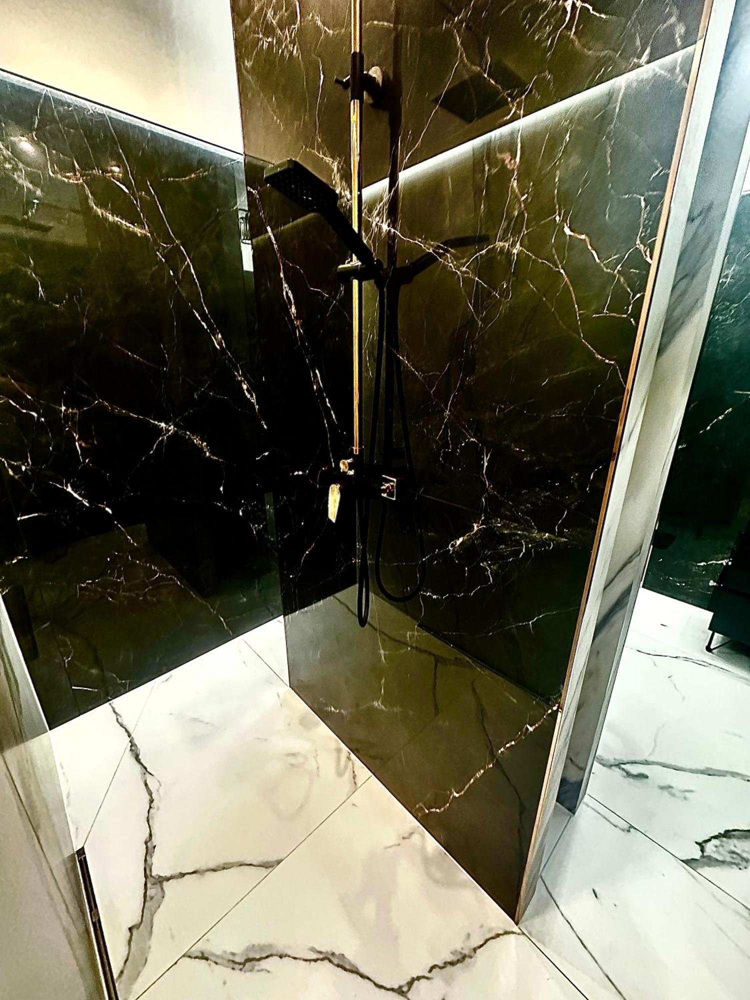Black House A Apartment Radom